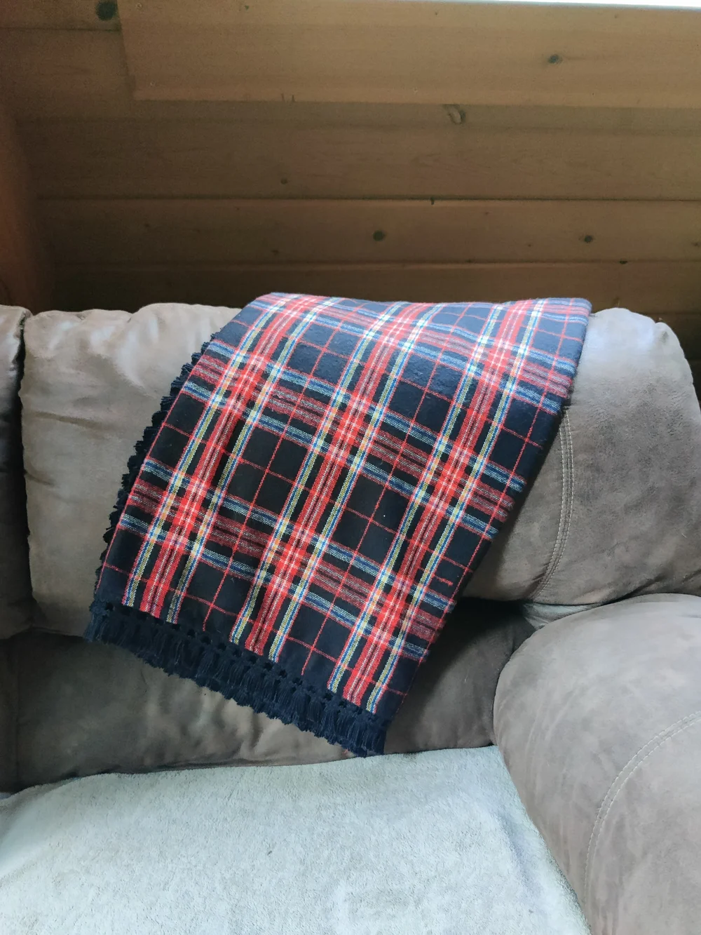Vintage Plaid Tartan Tablecloth Throw Wool Fringe Square 56x56 Christmas Winter